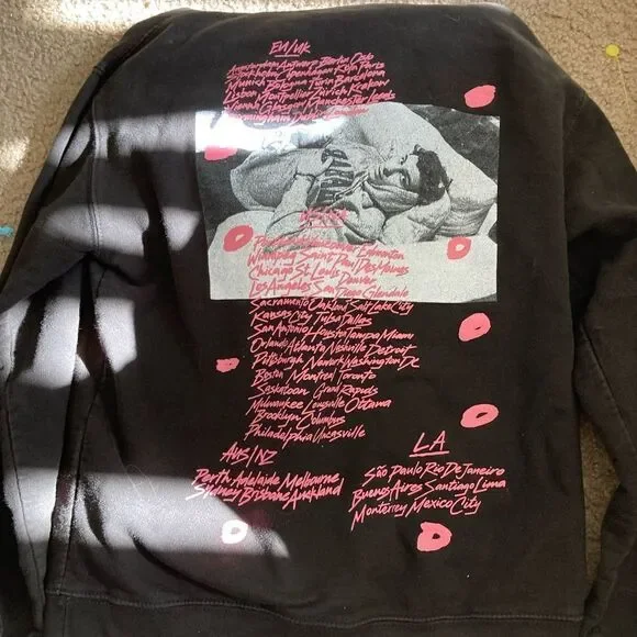 Womens Unisex Shawn Mendes The Tour Music Artist Band Tour Hoodie Sweatshirt - Picture 2 of 4